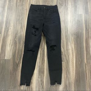 black ripped skinny jeans